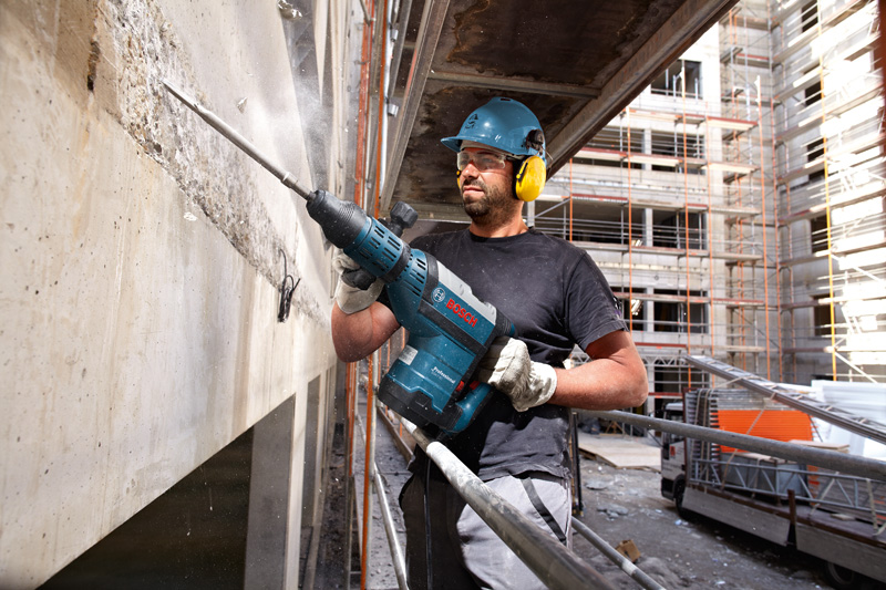 Schlaghammer mit SDS max GSH 7 VC im Handwerkerkoffer Produktbild img5 L