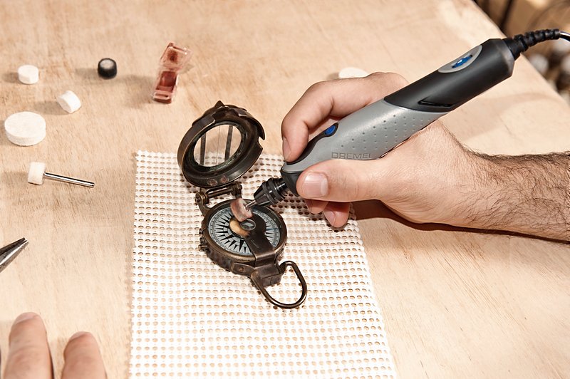 DREMEL® Stylo+, 2050-15 Multifunktionswerkzeug (9 Watt) mit 15 Zubehöre Produktbild img8 L
