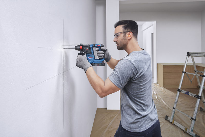 Akku-Bohrhammer mit SDS plus GBH 18V-18 Produktbild img4 L