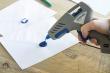 DREMEL® Heißklebepistole 930, 12 Farb-Klebestifte (7 mm), 6 Klebestifte (7 mm) Produktbild img7 S