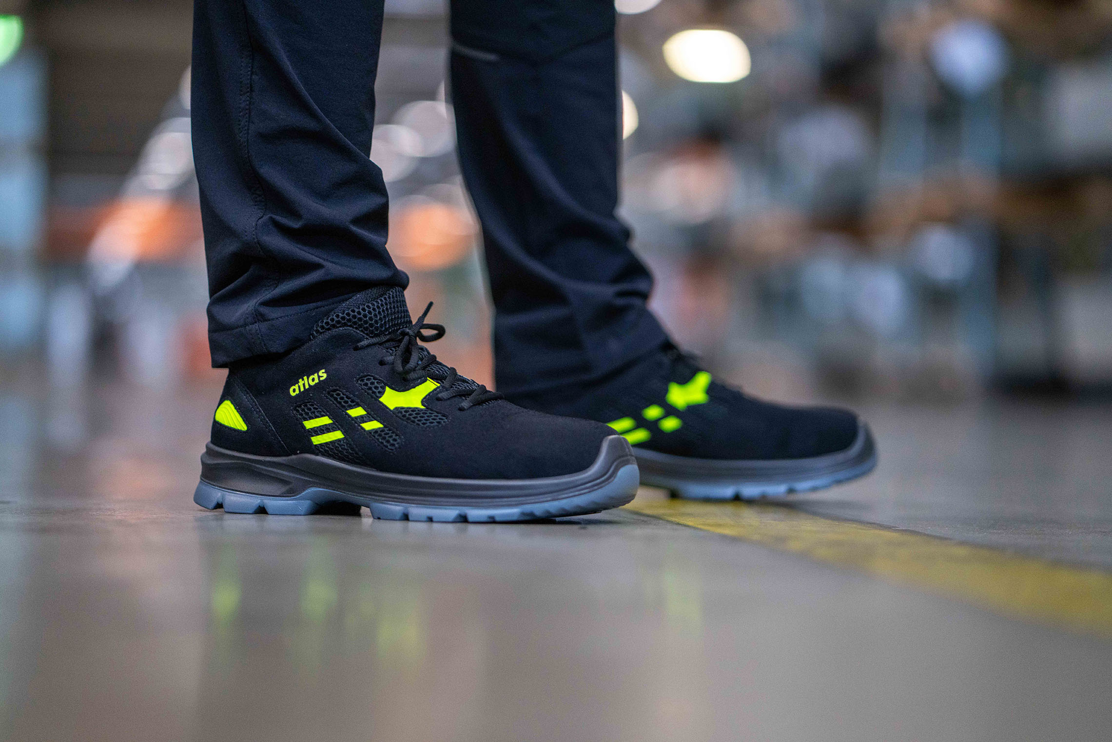 FLASH 2600 ESD - S1 - W10 Produktbild img5 L