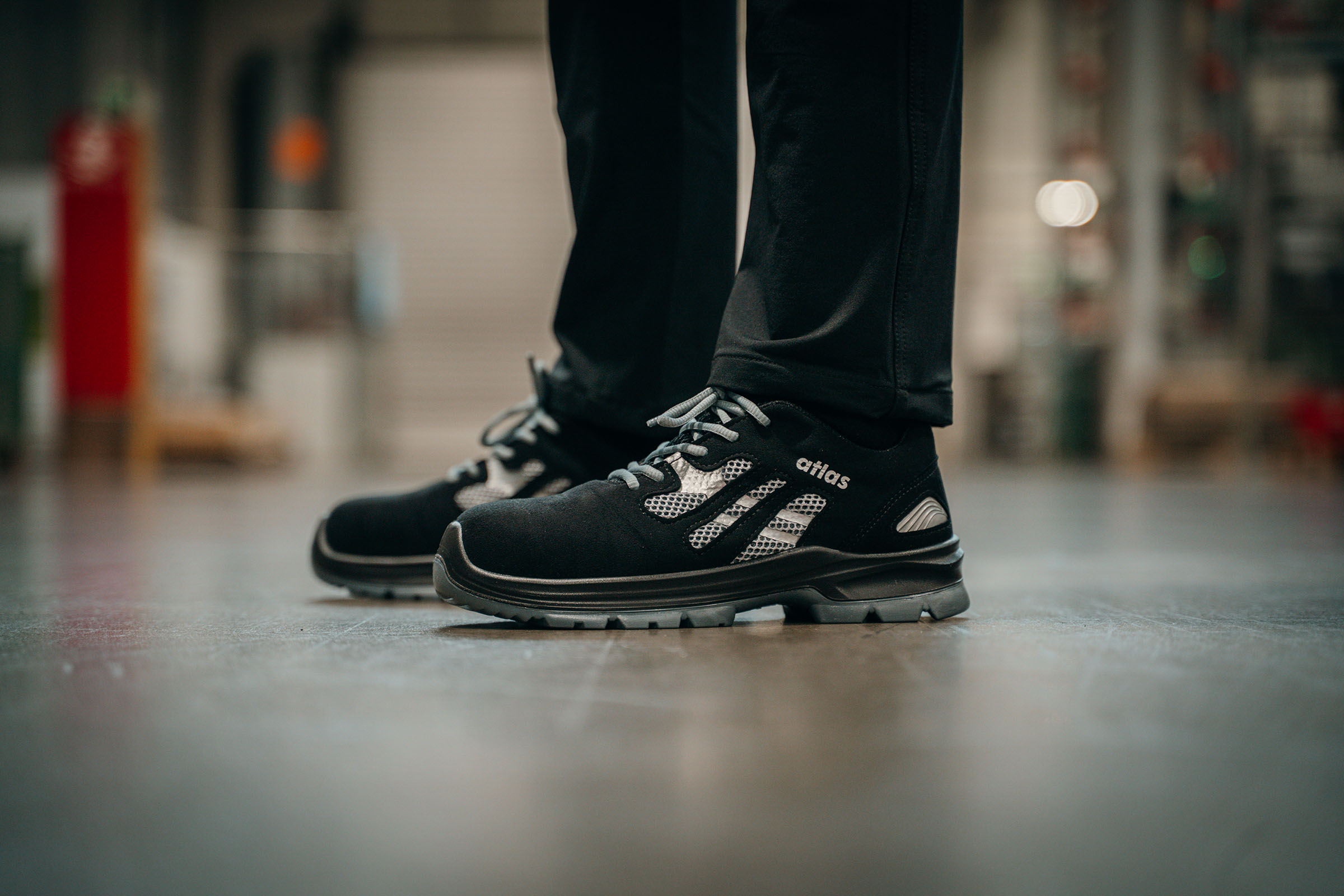 FLASH 2000 ESD - S1 - W12 Produktbild img3 L