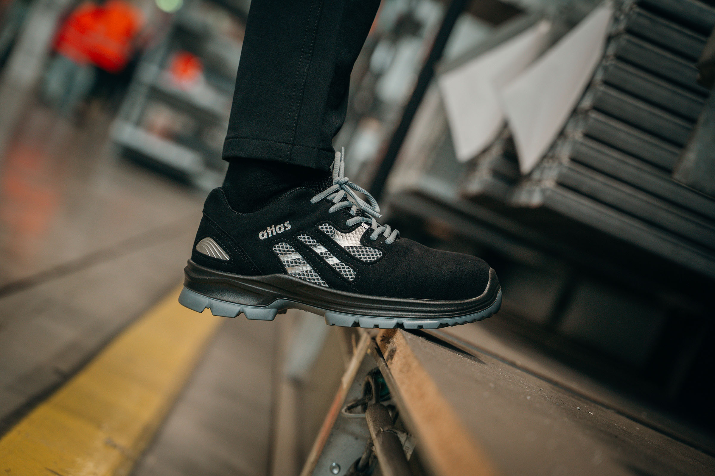 FLASH 2000 ESD - S1 - W12 Produktbild img4 L