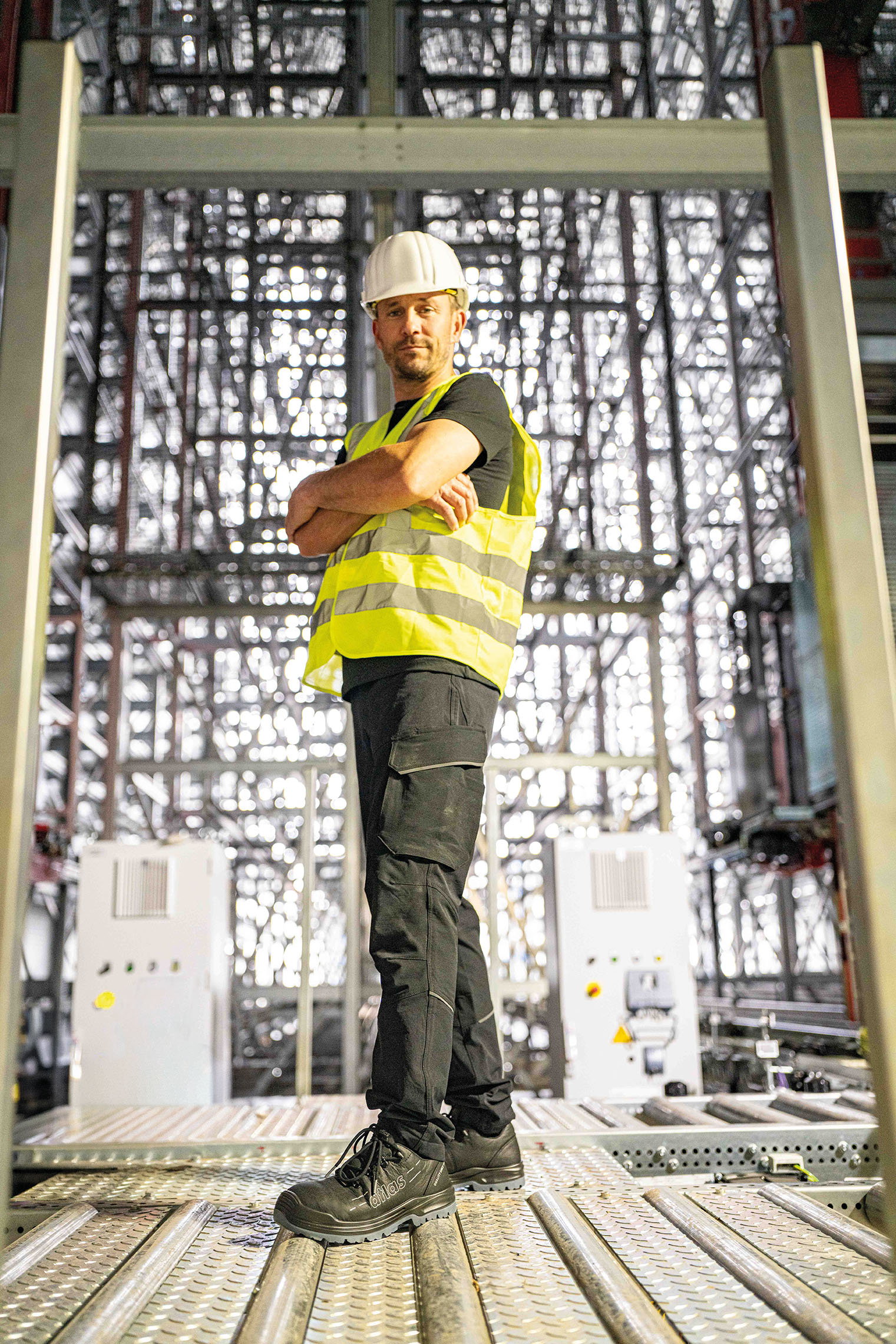 MAX 100 PRO - S3 - W10 Produktbild img5 L