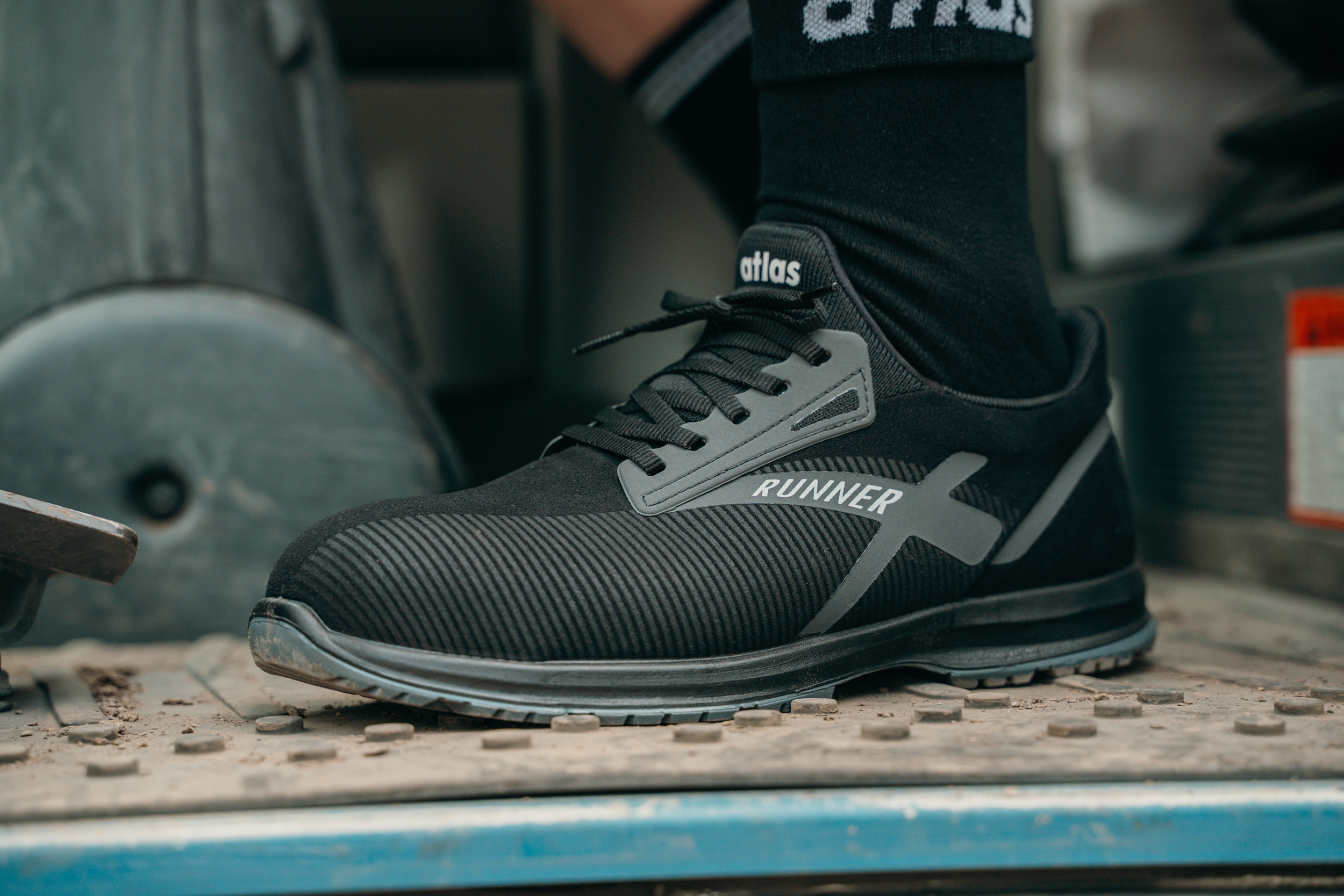 RUNNER 95    ESD - S3 - W10 Produktbild img5 L