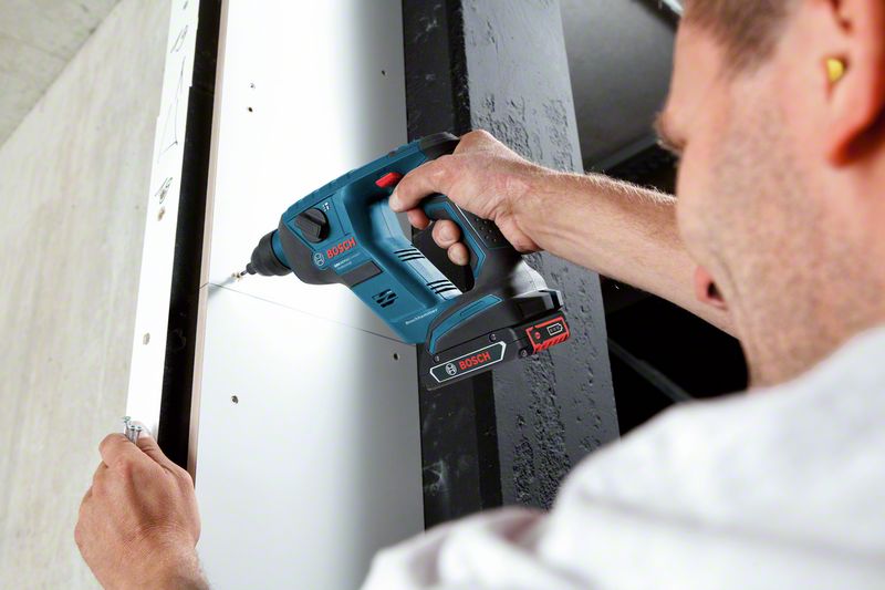 Akku-Bohrhammer mit SDS plus GBH 18 V-LI Compact, Solo Version Produktbild img2 L