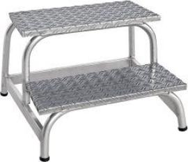 Alu-Arbeitspodest 2 Stufen starr Podesthöhe 0,40 m Arbeitshöhe bis 2,40 m Produktbild