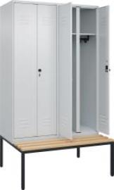 S/W-Gard.-Schrank CLASSICB1200xT500xH2120 mm RAL 7035/7035, 4 Abteile mit untergeb. Sitzbank Produktbild