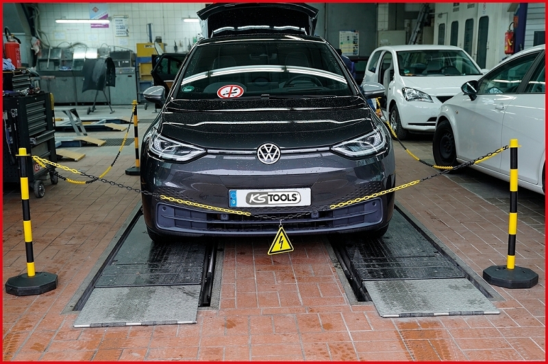 Absperrpfosten-Satz mit Kette, 13-tlg Produktbild img4 L