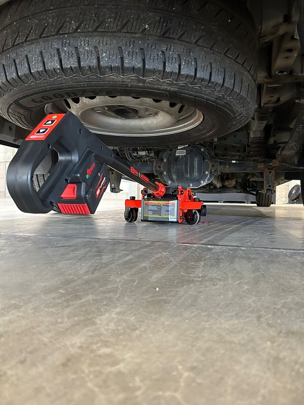 e-performance Hydraulischer Akku-Wagenheber, 3 t, max. Höhe 508 mm Produktbild img7 L