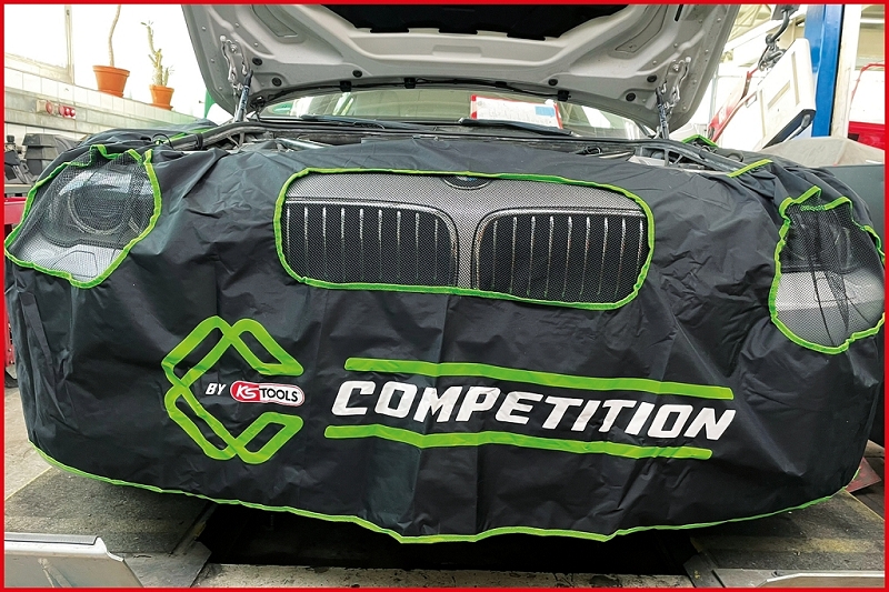 COMPETITION Fahrzeug Frontschutzhaube Produktbild img6 L