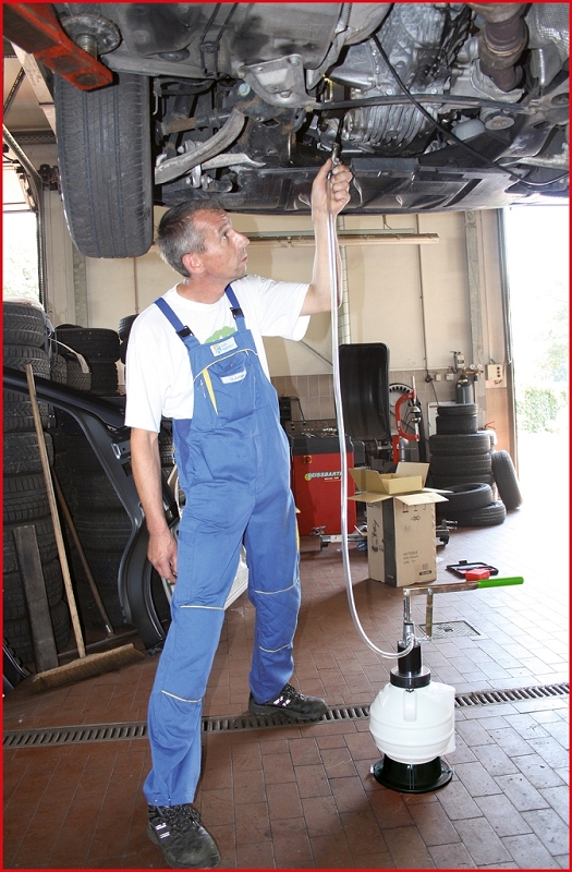 COMPETITION&nbsp;Universal Getriebeöl-Füllsystem-Satz mit 15-tlg Adaptersatz Produktbild img3 L