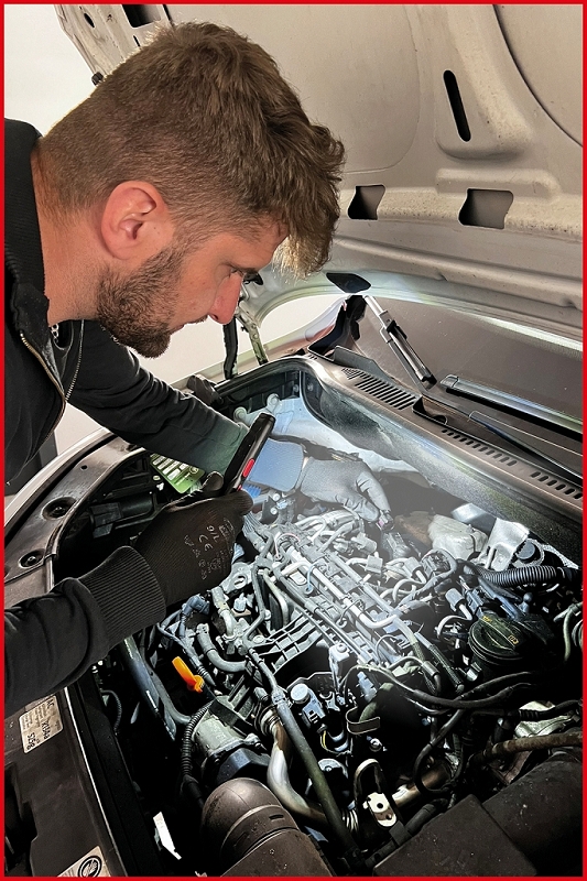 eQiUltimateBEAM Handleuchte slim 350 Lumen Produktbild img8 L