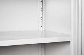 Zusätzlicher Einlegeboden (lackiert) für Flügeltürenschrank Produktbild