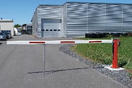 Schranke mit Gasdruckfeder zum Aufdübeln, gefederte Pendelstütze Produktbild