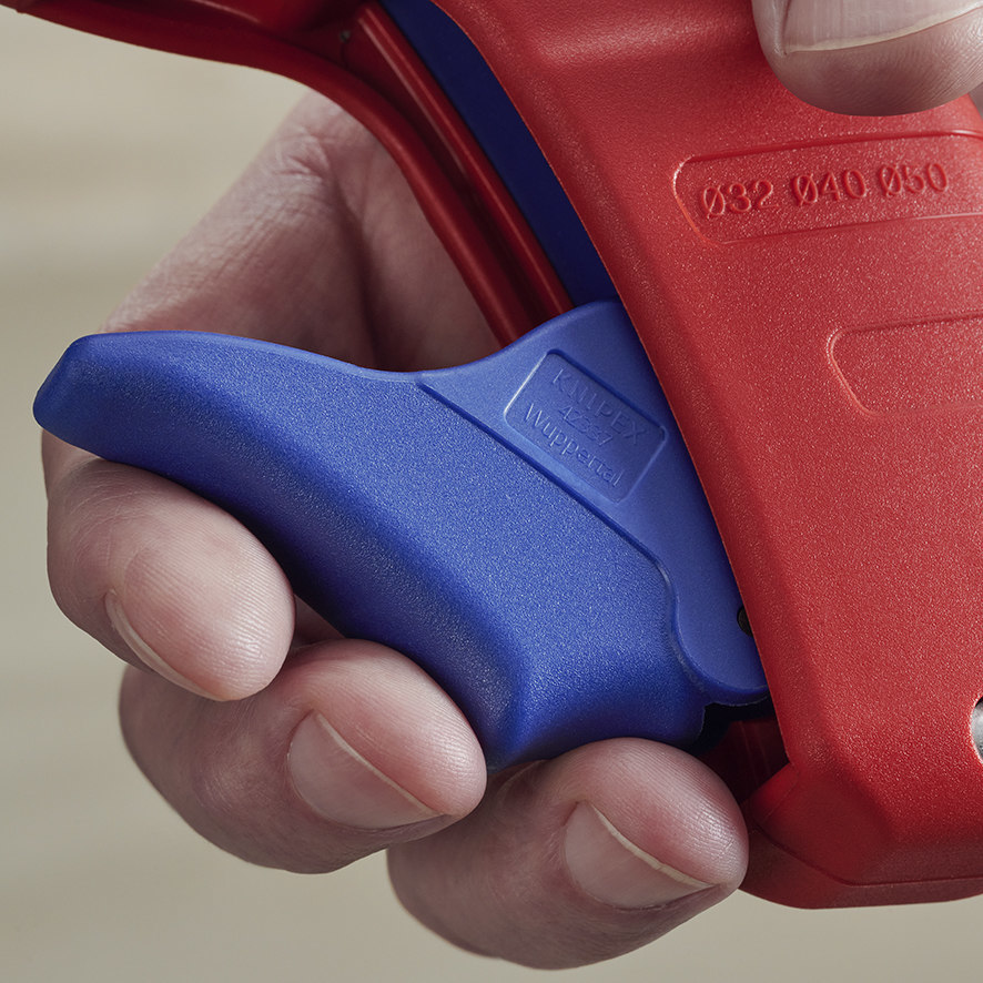 KNIPEX Rohrschneider für Kunststoff-Abflussrohre mit Kst. überzogen 202mm 90 23 01 BK Produktbild img4 L