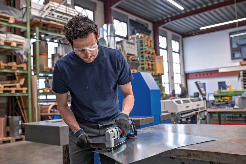 BOSCH Akku-Blechschere GSC 18V-16 E (0601926300) Produktbild img8 L