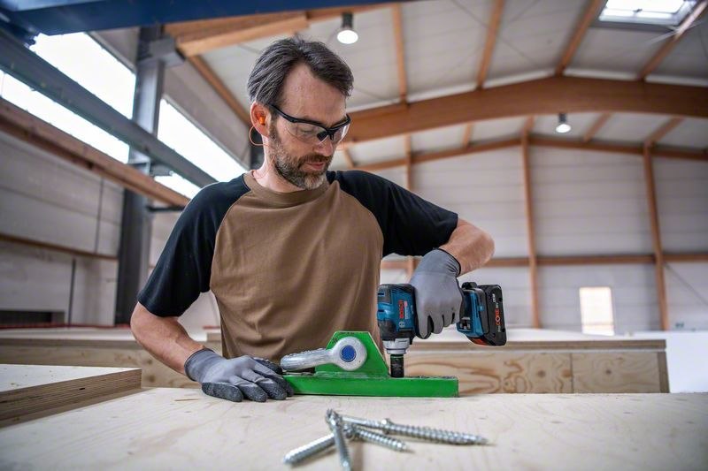 BOSCH Akku-Drehschlagschrauber GDS 18V-330 HC, L-BOXX 136, 1 x Bluetooth GCY 42 Produktbild img4 L