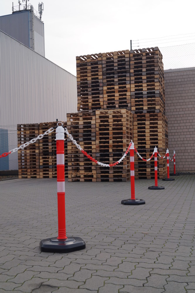 TEMKA Kettenpfosten - Set, r/w 6 Pfosten + 5xKette STRECKE Produktbild img19 L