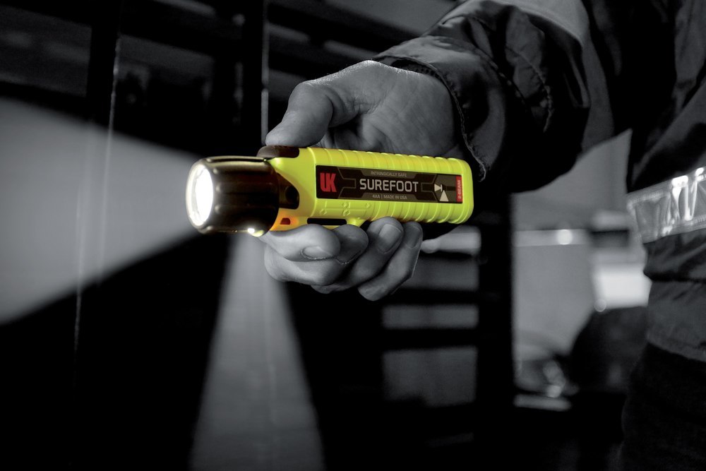 UK Helmlampe eLED Surefoot mit Frontschalter Produktbild img3 L