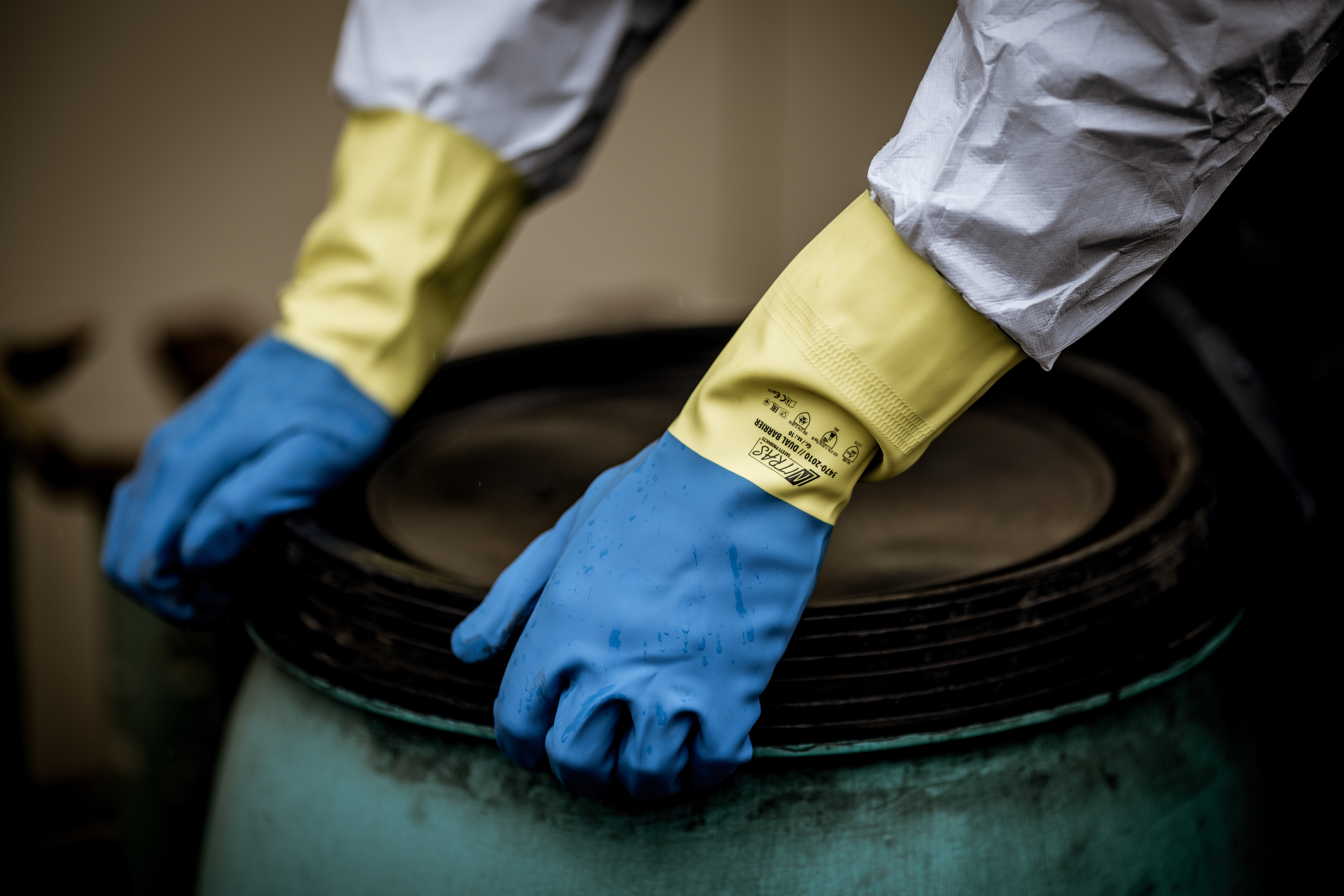 NITRAS DUAL BARRIER, Chemikalienschutzhandschuhe, gelb / blau, EN 388, EN ISO 374 Produktbild img2 L