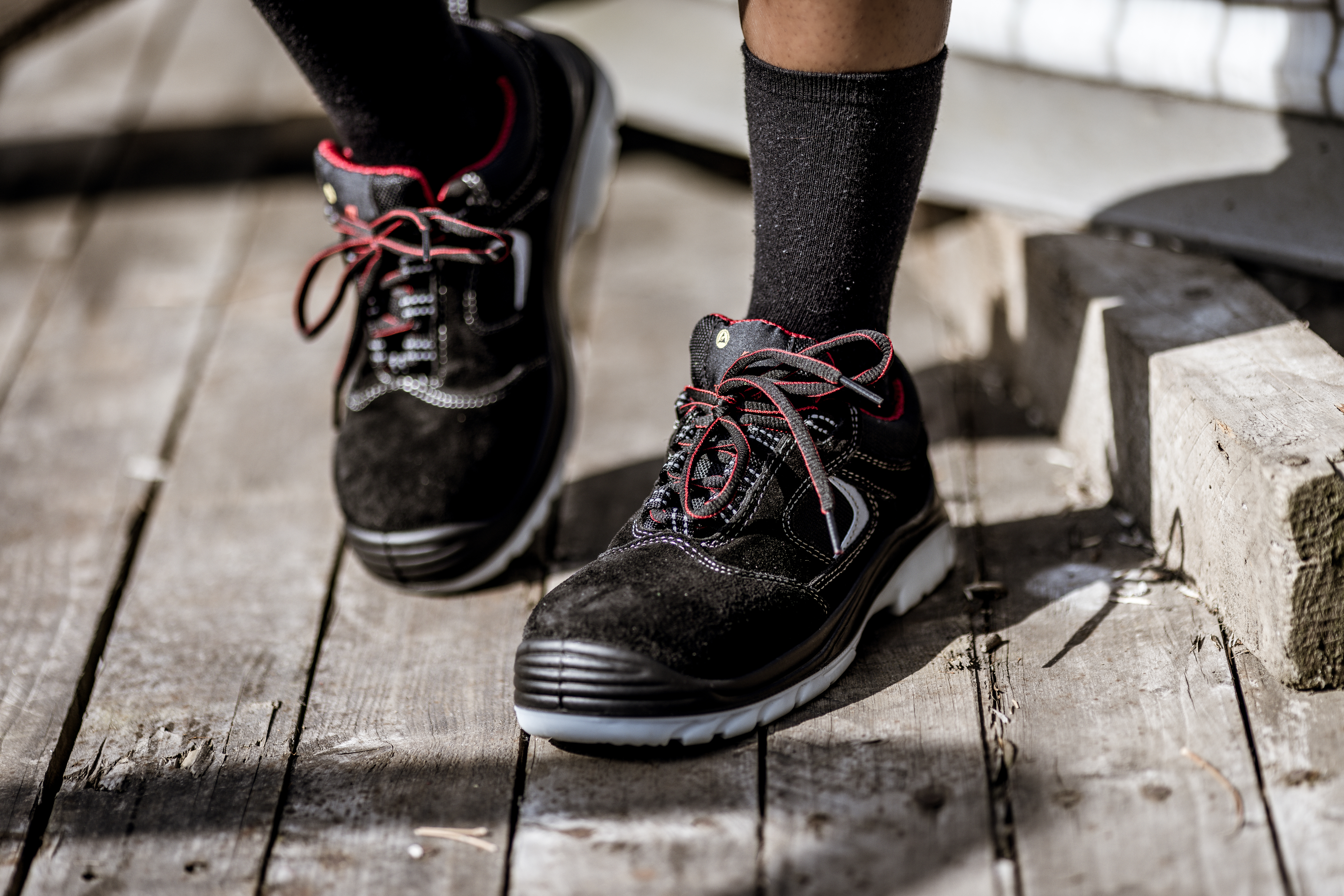 NITRAS EASY STEP, S1P Sicherheitshalbschuhe, schwarz, EN ISO 20345, EN 61340-4-3, DGUV Regel 112-191 Produktbild img4 L