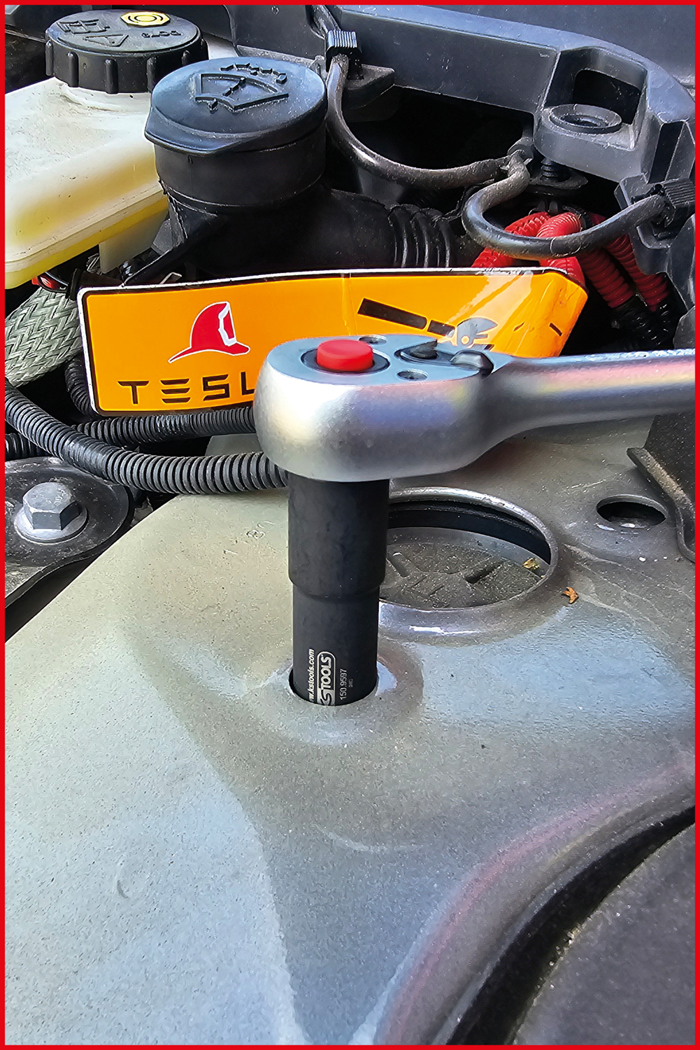 KS Tools 3/8" Stecknuss zur Federbeinmontage für Tesla, magnetisch Produktbild img5 L