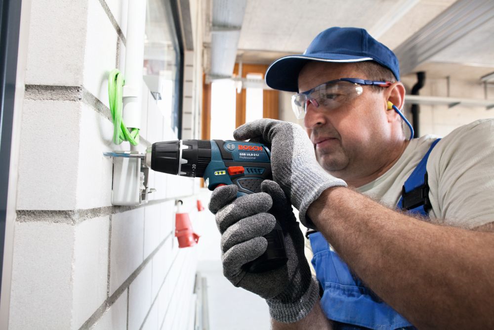 Bosch PRO Akku-Schlagbohrschrauber GSB 12V-15 Produktbild img4 L