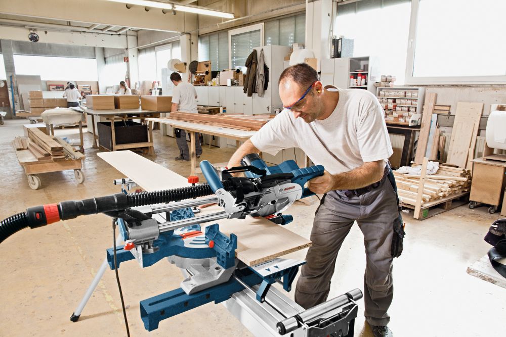 Bosch PRO Paneelsäge GCM 8 SJL, mit Kreissägeblatt 216 x 30mm Produktbild img8 L