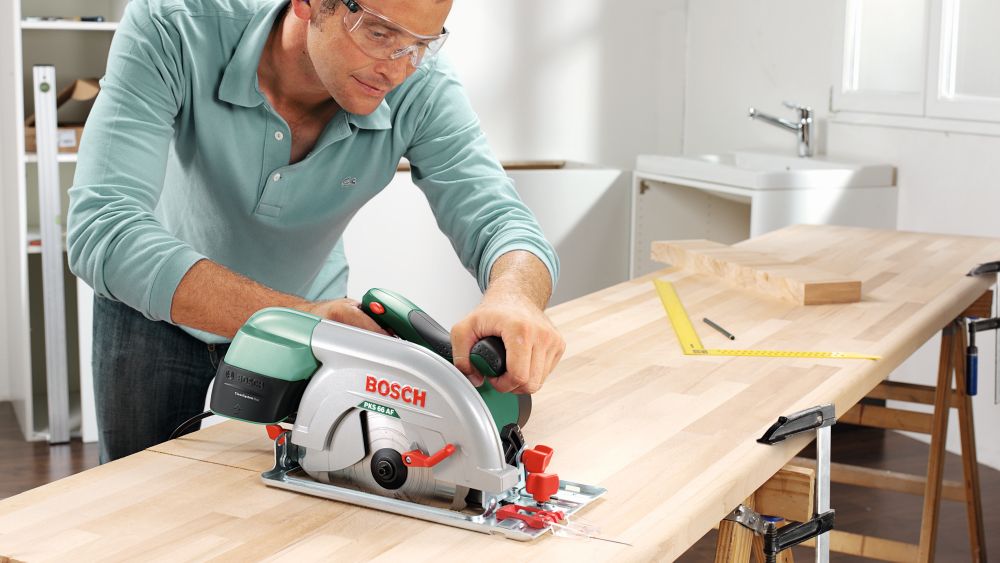 Bosch Handkreissäge PKS 66 AF Produktbild img2 L