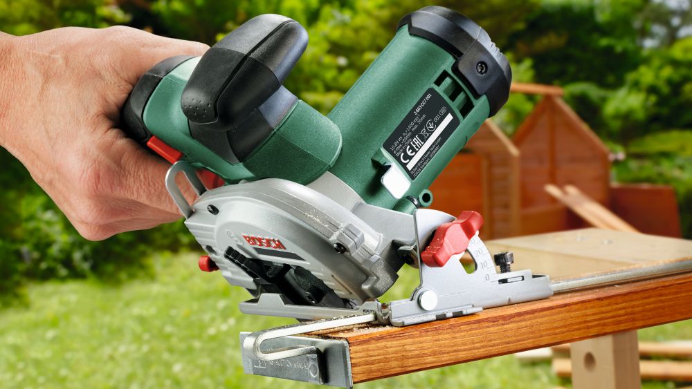 Bosch Akku-Handkreissäge UniversalCirc 12, Soloversion Produktbild img4 L