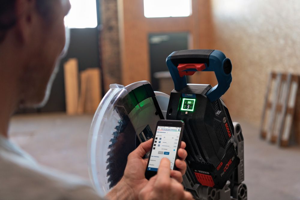 Bosch PRO Akku-Kapp- und Gehrungssäge BITURBO GCM 18V-305 GDC, solo Produktbild img5 L