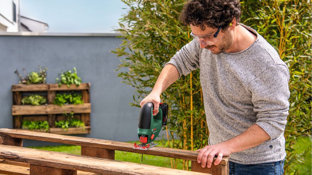Bosch Akku-Stichsäge UniversalSaw 18V-100 Produktbild img3 L