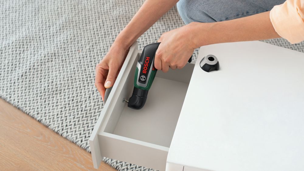 Bosch Akku-Schrauber IXO 7 mit 10 Stand. Bits u. Aufbewahrungsbox Produktbild img5 L
