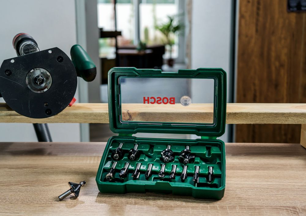 Bosch Hartmetall-Fräser-Set xPromo, 15-teilig, Schaft-ø8mm Produktbild img12 L