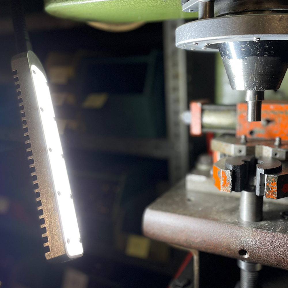 Bauer & Böcker LED-Arbeitsleuchte Fluter 950Lumen Bauer + Böcker Produktbild img3 L