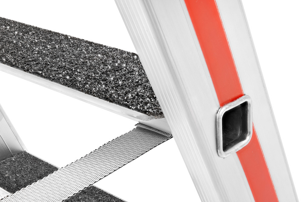 HYMER Stufenstehleiter R13beidseitig begehbar Produktbild img4 L