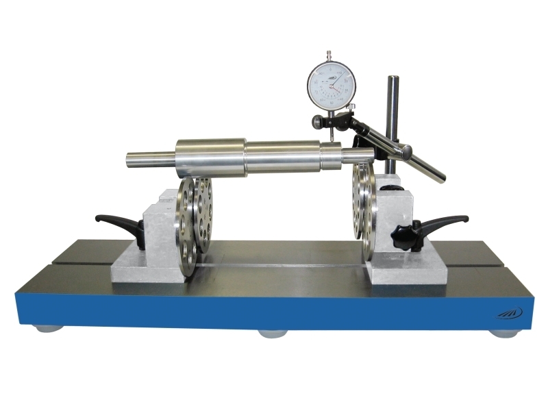 Mahr Rundlaufprüfgerät mit Scheibenböcken Produktbild img1 L