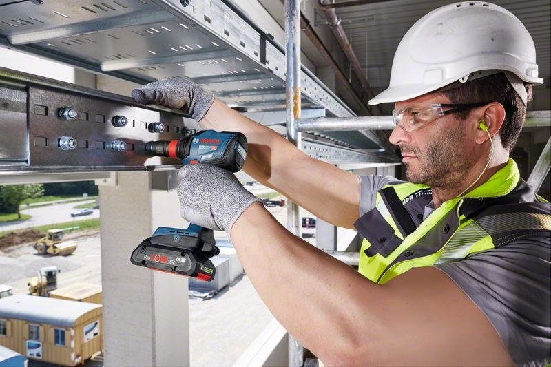 BOSCH Akku-Schlagschrauber GDX 18V-210 C+CoMo 2x18,0 V 4,0 Ah ProCore Produktbild img3 L
