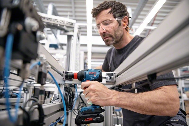 BOSCH Akku-Schlagschrauber GDX 18V-210 C+CoMo 2x18,0 V 4,0 Ah ProCore Produktbild img5 L