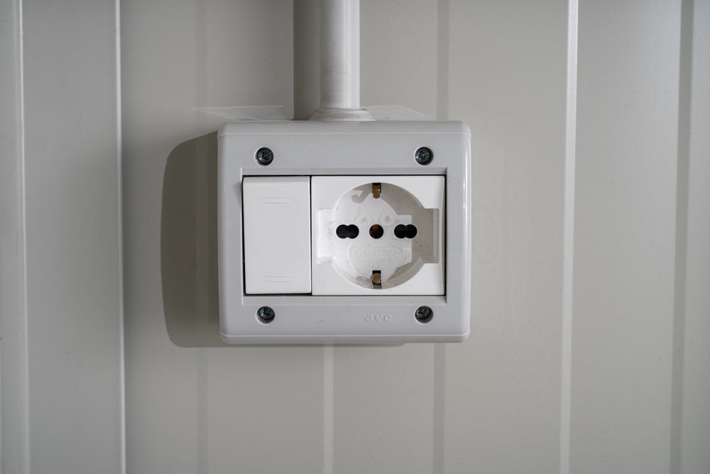 BOS Elektropaket 10W LED-Lampe mit Schalter Produktbild img4 L