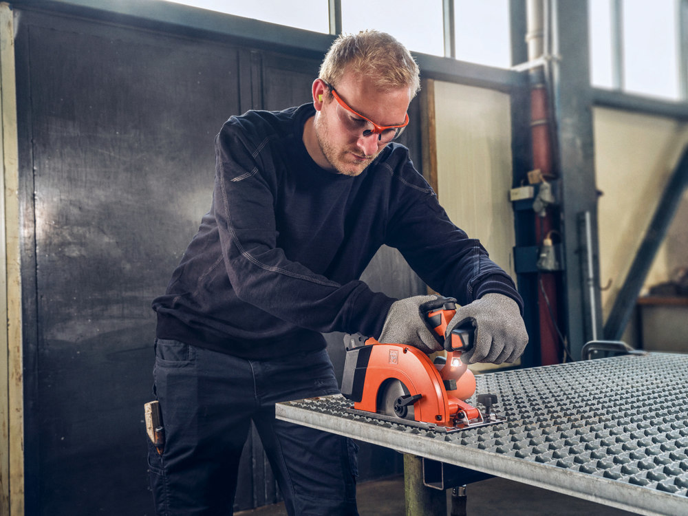 Fein Akku-Metallkreissäge solo AHKS 18-57 AS ohne Akku ohne Ladegerät L-Boxx Produktbild img9 L