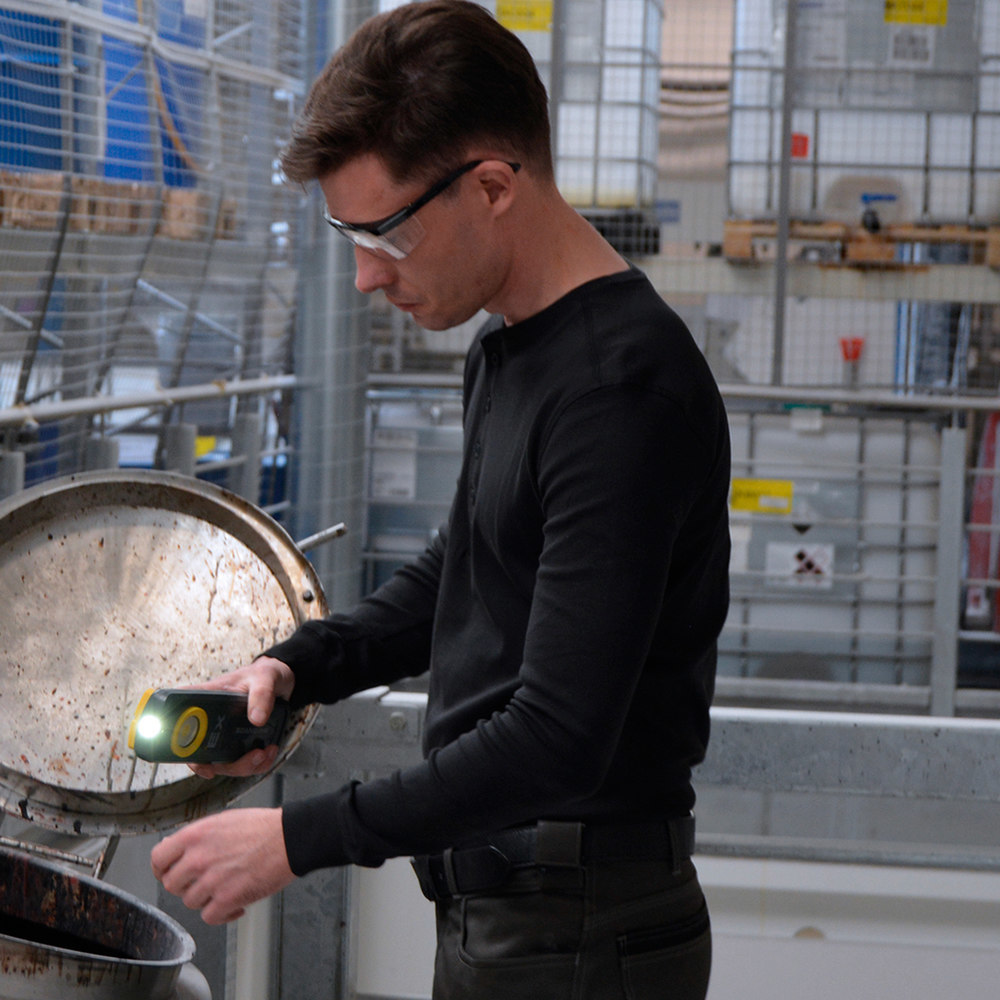 SCANGRIP Akku-Arbeitsleuchte UNI EX 95Lu men+150-290Lumen Produktbild img5 L