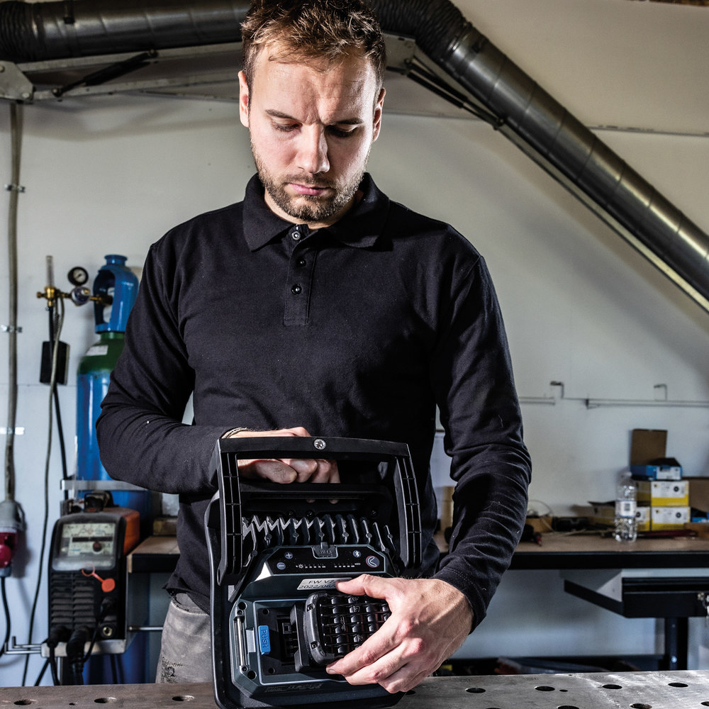 SCANGRIP Akku-Arbeitsleuchte NOVA 10 CON NECT 1000-10000Lumen ohne Akku Produktbild img11 L