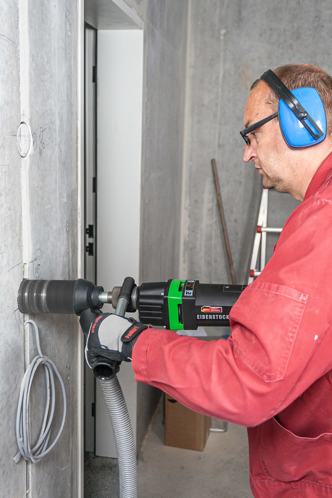 EIBENSTOCK Elektrowerkzeuge ESD 1801 Diamant-Trocken-Kernbohrmaschin e -Softschlag Produktbild img3 L