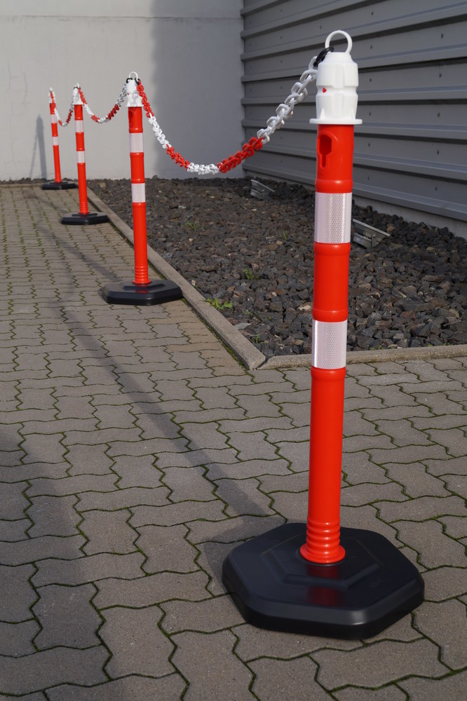 TEMKA Kettenpfosten - Set, r/w 6 Pfosten + 5x3m Kette Produktbild img7 L