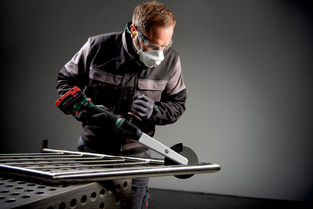 metabo Akku Kehlnahtschleifer KNSVB 18 LTX BL 150 solo ohne Akku ohne Ladegerät Produktbild img4 L
