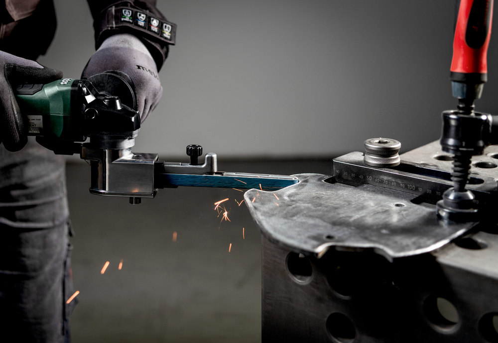 metabo Akku-Bandfeile solo BFVB 18 LTX BL 90 ohne Akku ohne Ladegerät metaBOX Produktbild img4 L