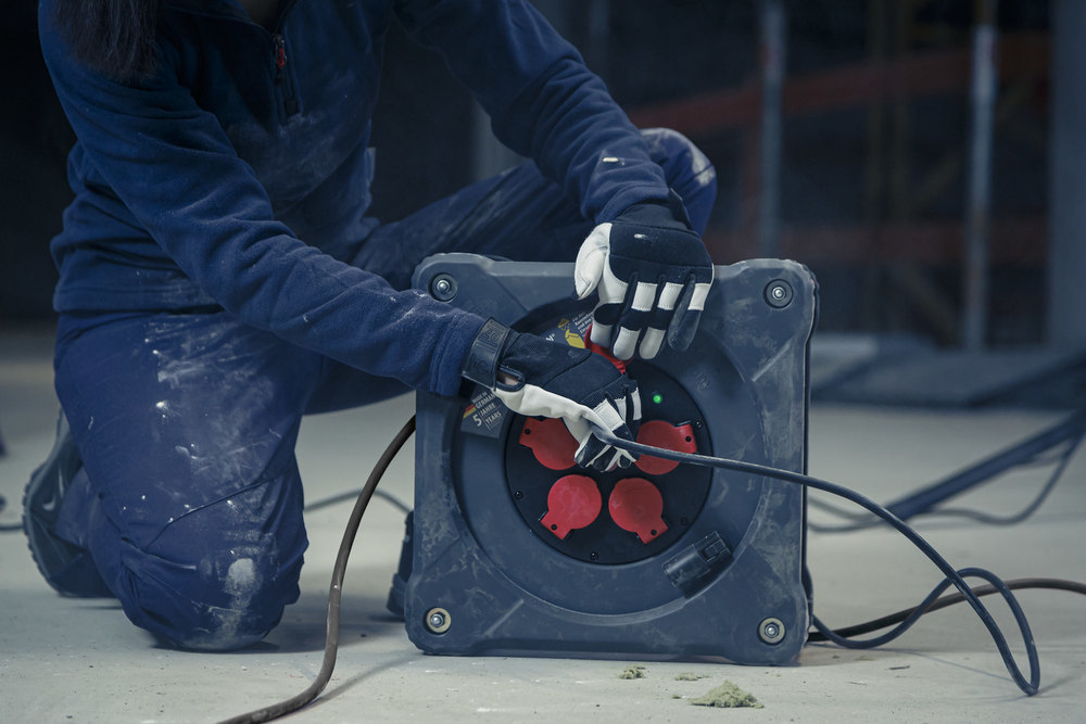 brennenstuhl Kabeltrommel Powerblock H07RN-F3G1,5 33+5m professional Produktbild img2 L