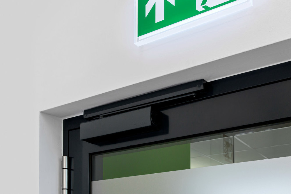 GEZE Gleitschiene für TS 5000/3000, Aluminium Produktbild img4 L